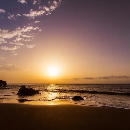 Sunset Dream Villa *